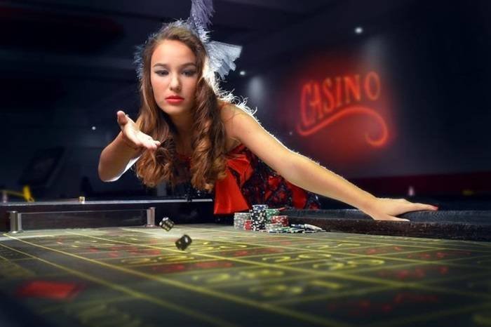 vin pkr Mega Moolah Spins aur Rewards vin pkr Lobby mein